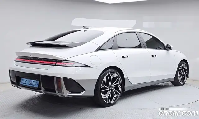 Hyundai Ioniq 6 2023 0.1 автомат (гидро), миниатюра 2