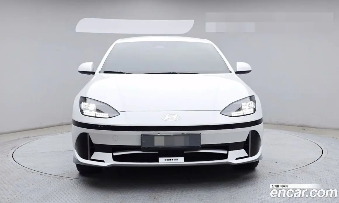 Hyundai Ioniq 6 2023 0.1 автомат (гидро), фото 3