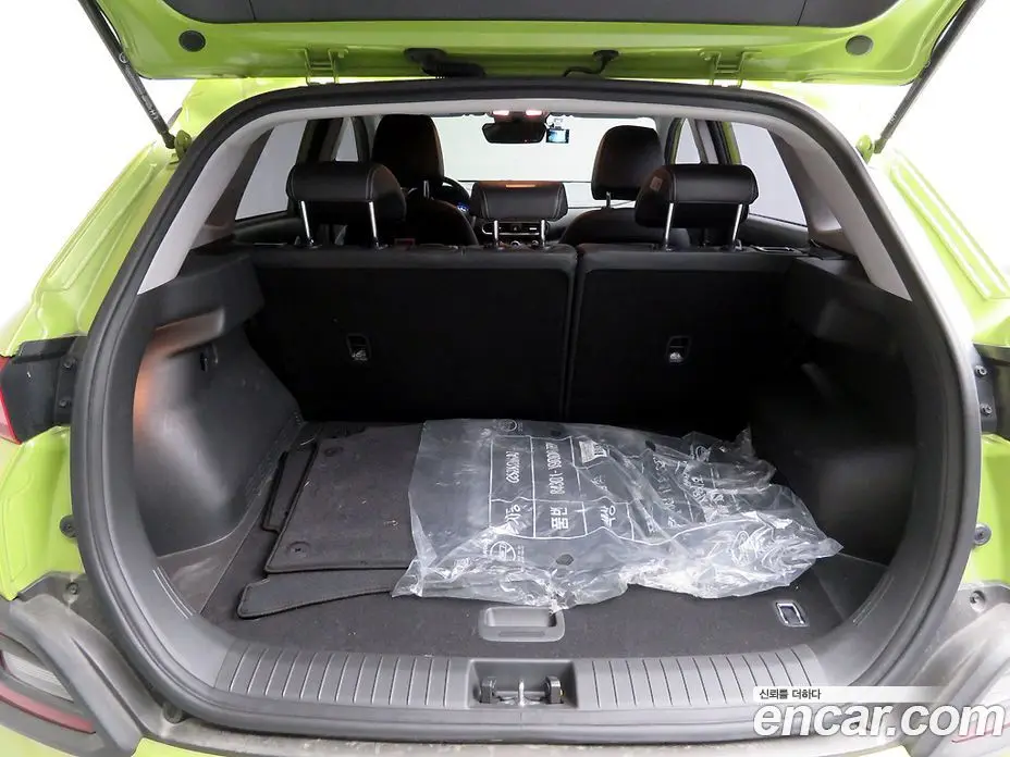 Hyundai Kona 2020 1.6 автомат (гидро), фото 18