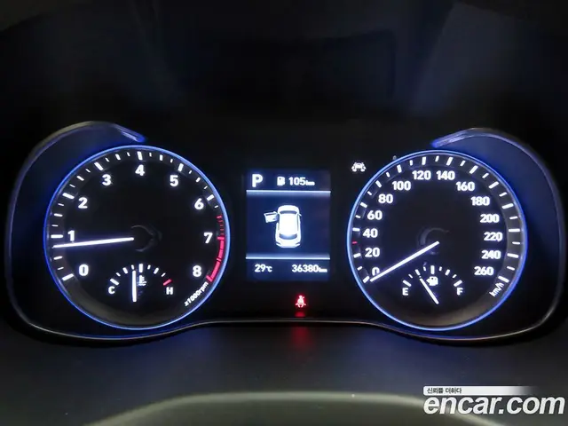 Hyundai Kona 2020 1.6 автомат (гидро), миниатюра 9