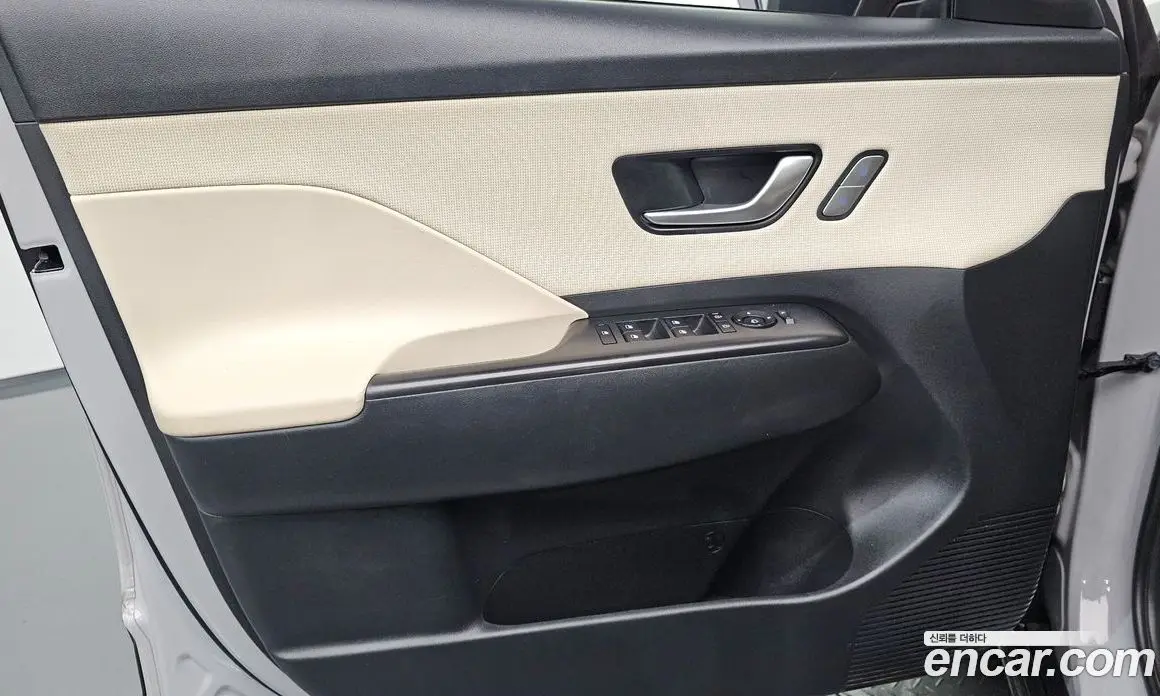 Hyundai Kona 2023 2.0 автомат (гидро), фото 13