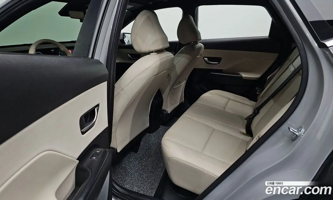 Hyundai Kona 2023 2.0 автомат (гидро), фото 17
