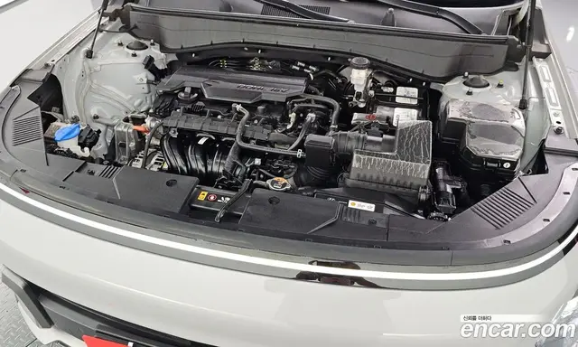 Hyundai Kona 2023 2.0 автомат (гидро), миниатюра 5