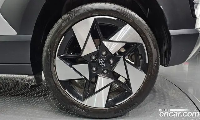 Hyundai Kona 2023 2.0 автомат (гидро), миниатюра 6