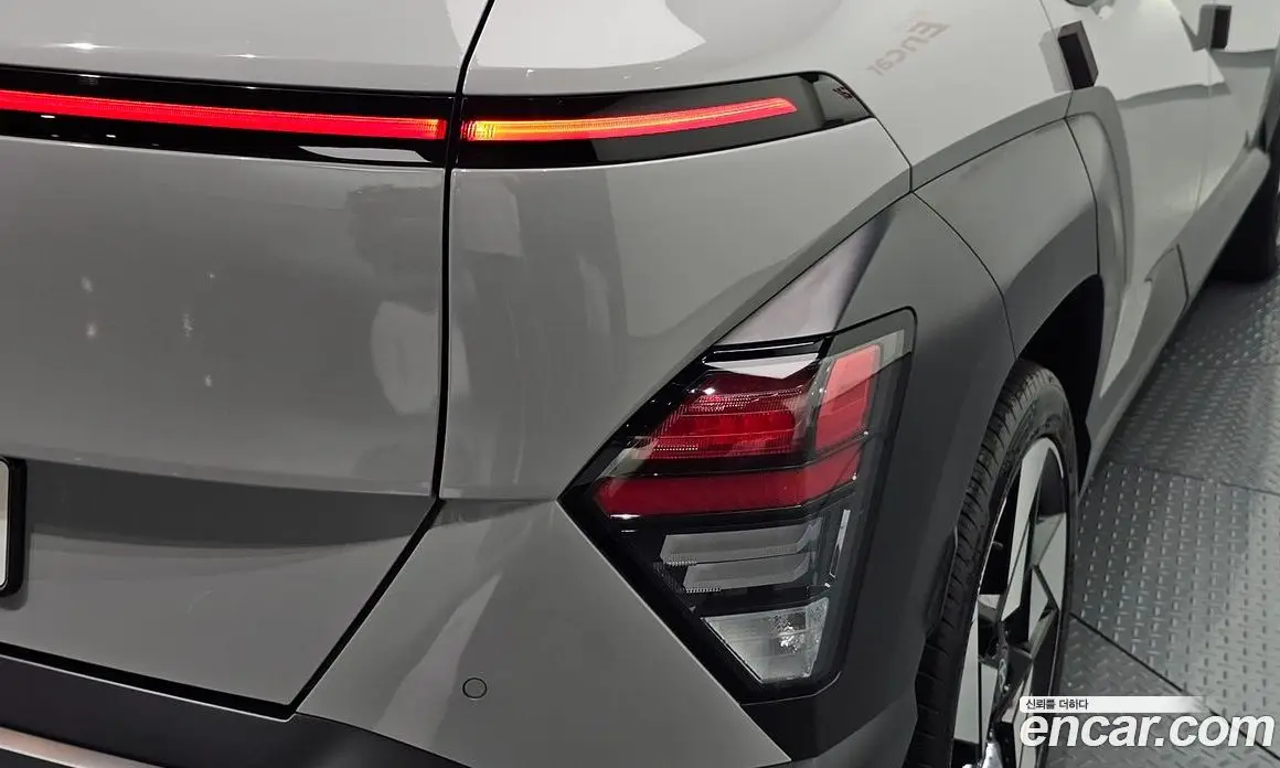 Hyundai Kona 2023 2.0 автомат (гидро), фото 8