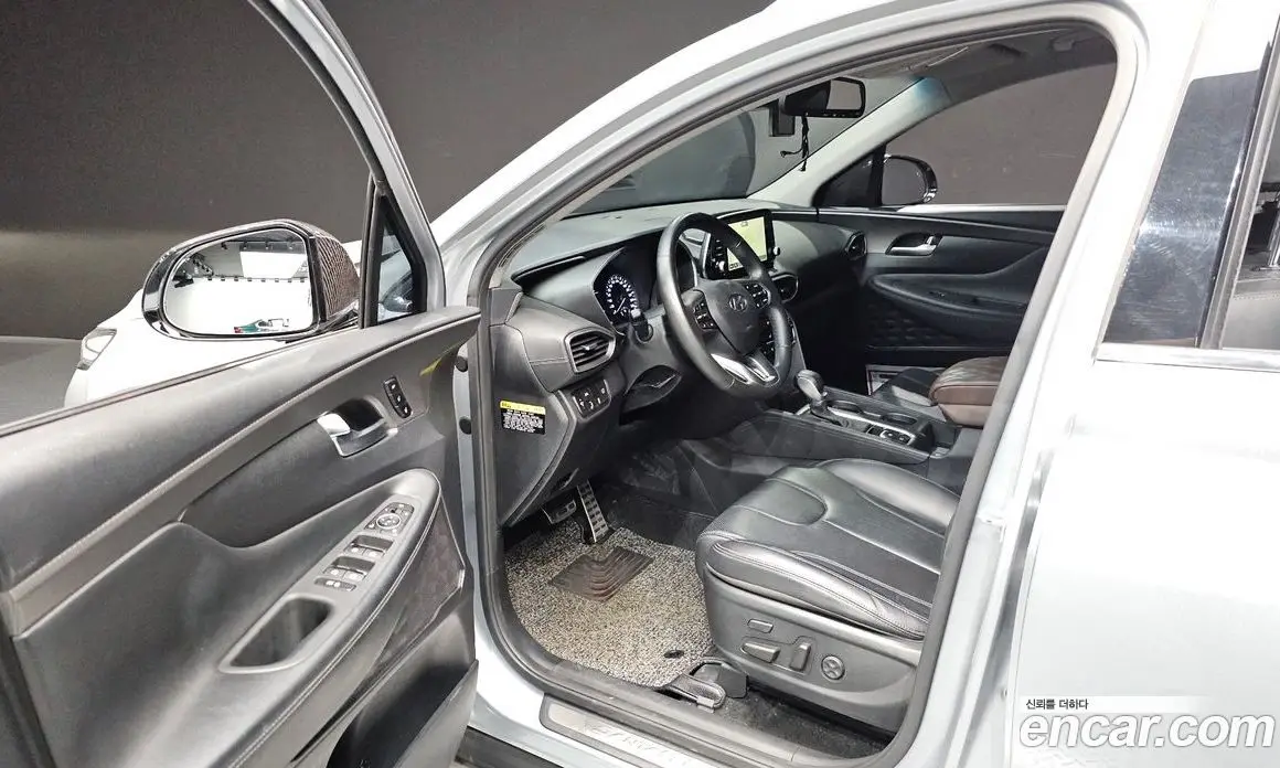 Hyundai Santa Fe 2018 2.0 автомат (гидро), фото 12