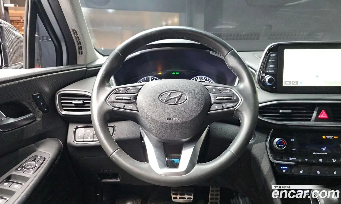 Hyundai Santa Fe 2018 2.0 автомат (гидро), фото 18