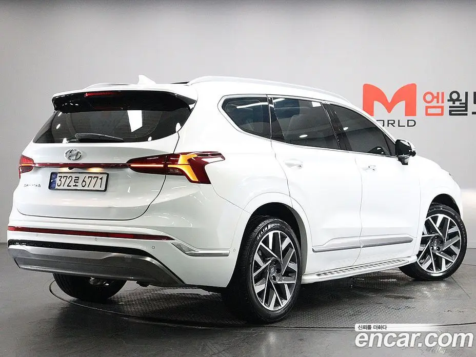Hyundai Santa Fe 2020 2.2 автомат (гидро), фото 4 Hyundai Santa Fe 2020 2.2 автомат (гидро), фото 4