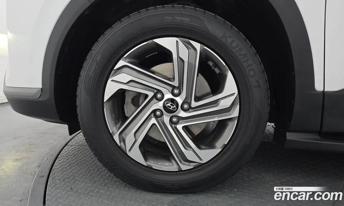Hyundai Santa Fe 2021 2.2 автомат (гидро), фото 5