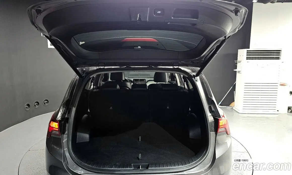 Hyundai Santa Fe 2021 2.5 автомат (гидро), фото 20 Hyundai Santa Fe 2021 2.5 автомат (гидро), фото 20