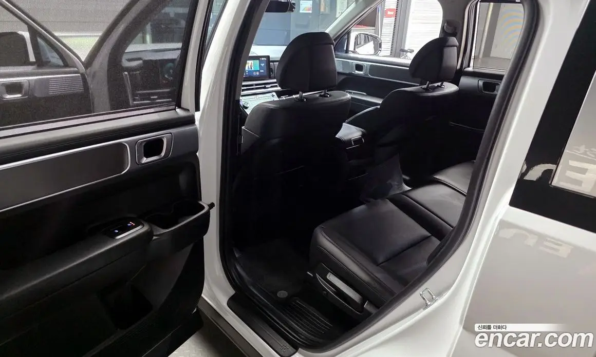 Hyundai Santa Fe 2024 1.6 автомат (гидро), фото 17