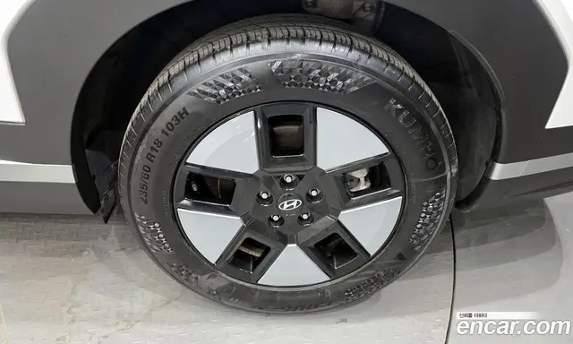 Hyundai Santa Fe 2024 1.6 автомат (гидро), миниатюра 7