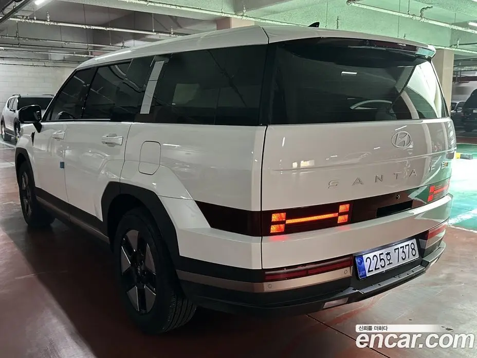 Hyundai Santa Fe 2025 1.6 автомат (гидро), фото 4