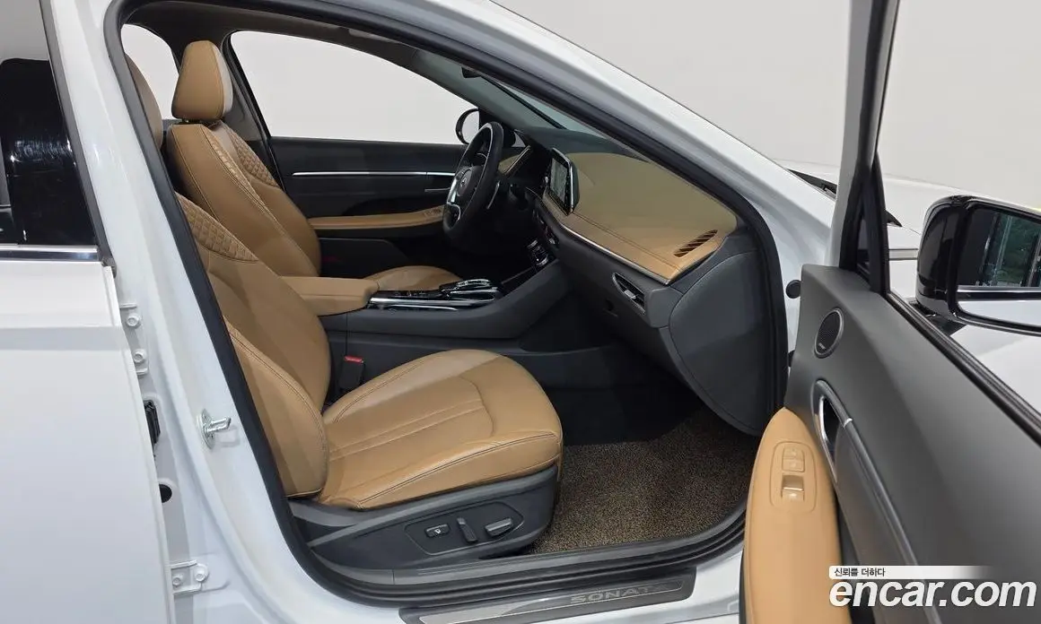 Hyundai Sonata 2019 2.0 автомат (гидро), фото 11