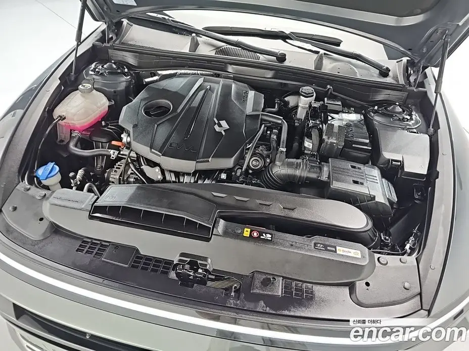 Hyundai Sonata 2024 2.0 автомат (гидро), фото 6