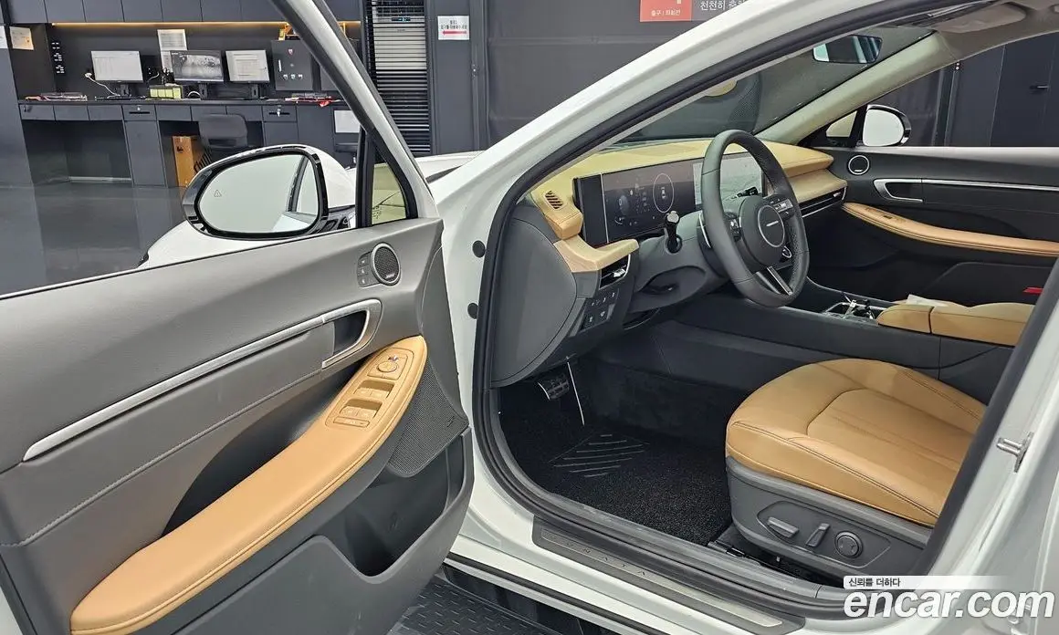 Hyundai Sonata 2026 1.6 автомат (гидро), фото 12