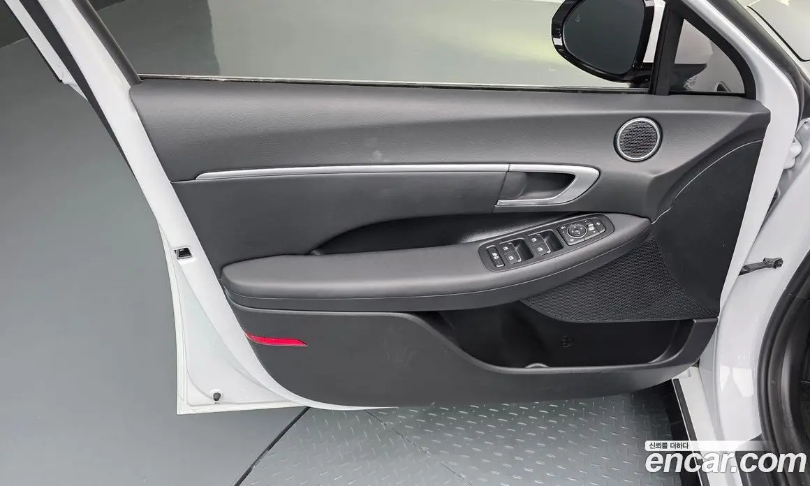 Hyundai Sonata 2026 1.6 автомат (гидро), фото 13