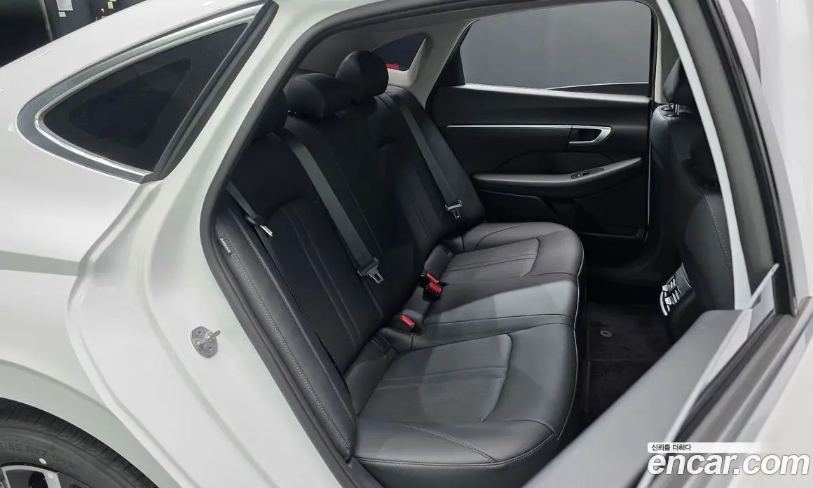 Hyundai Sonata 2026 1.6 автомат (гидро), фото 16