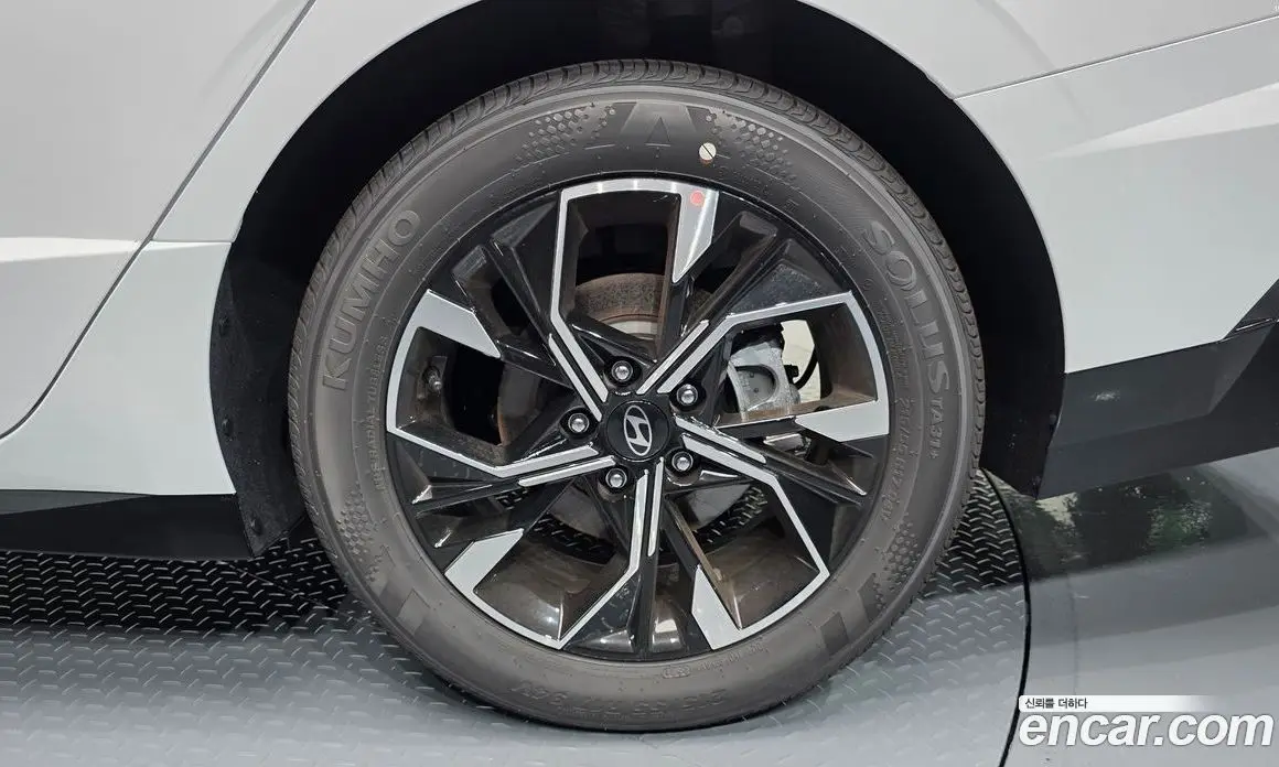 Hyundai Sonata 2026 1.6 автомат (гидро), фото 6