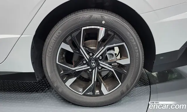 Hyundai Sonata 2026 1.6 автомат (гидро), миниатюра 6