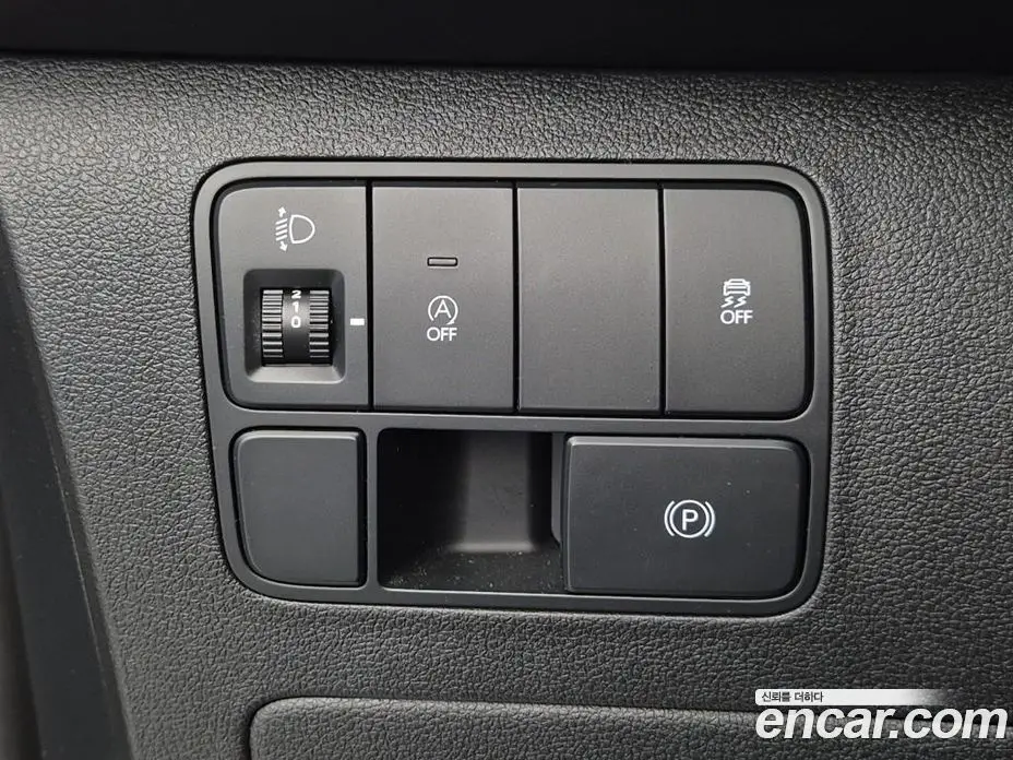 Hyundai Staria 2022 2.2 автомат (гидро), фото 17