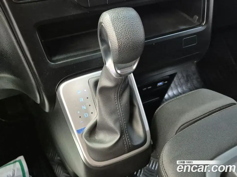 Hyundai Staria 2022 2.2 автомат (гидро), фото 8