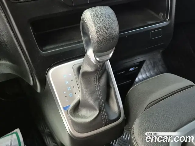 Hyundai Staria 2022 2.2 автомат (гидро), миниатюра 8