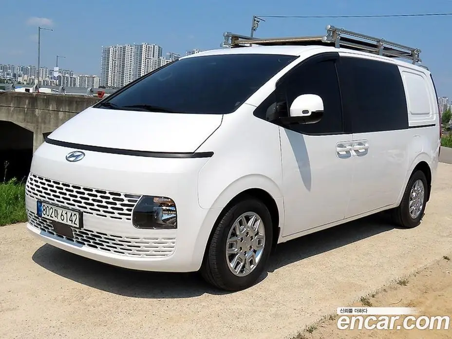 Hyundai Staria 2022 2.2 автомат (гидро), фото 2 Hyundai Staria 2022 2.2 автомат (гидро), фото 2