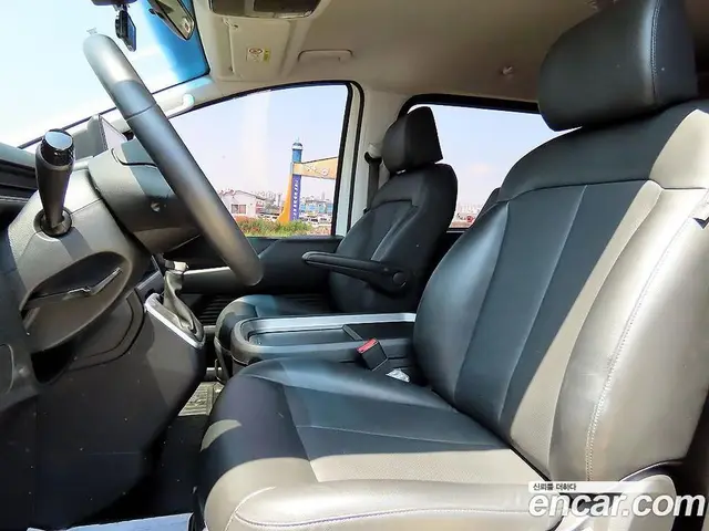 Hyundai Staria 2022 2.2 автомат (гидро), миниатюра 5 Hyundai Staria 2022 2.2 автомат (гидро), миниатюра 5