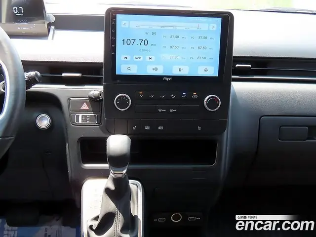 Hyundai Staria 2022 2.2 автомат (гидро), миниатюра 10 Hyundai Staria 2022 2.2 автомат (гидро), миниатюра 10
