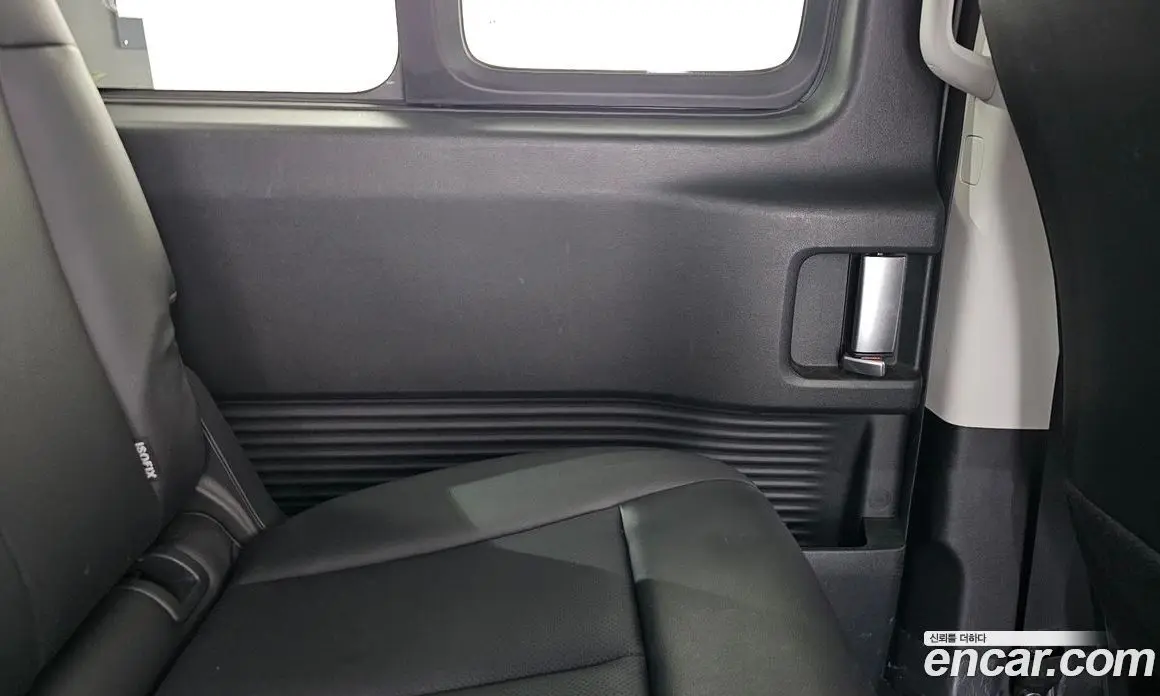 Hyundai Staria 2022 2.2 автомат (гидро), фото 15