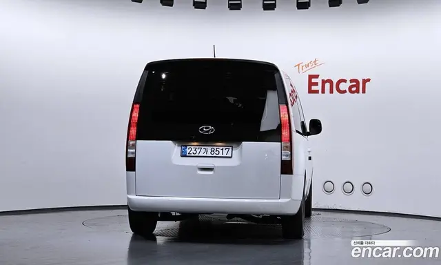 Hyundai Staria 2022 2.2 автомат (гидро), миниатюра 4