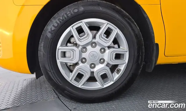 Hyundai Staria 2023 3.5 автомат (гидро), миниатюра 5