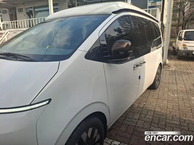 Hyundai Staria, 2024, 14 000 км