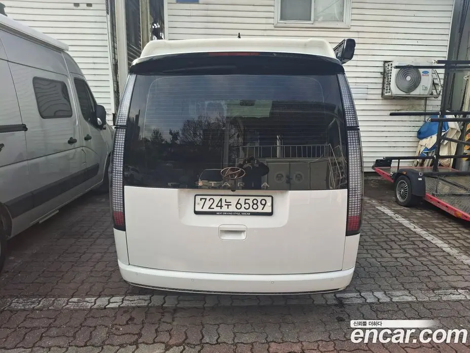Hyundai Staria 2024 2.2 автомат (гидро), фото 4