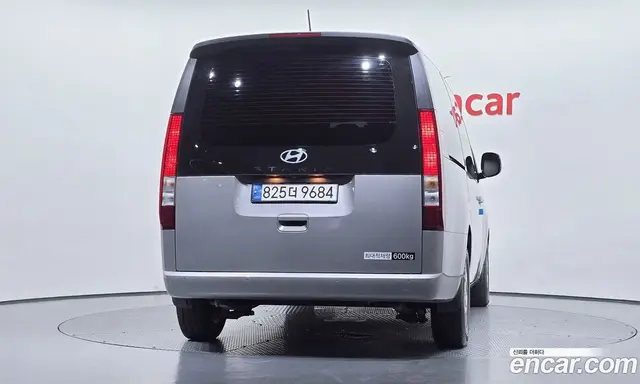 Hyundai Staria 2025 2.2 автомат (гидро), миниатюра 4