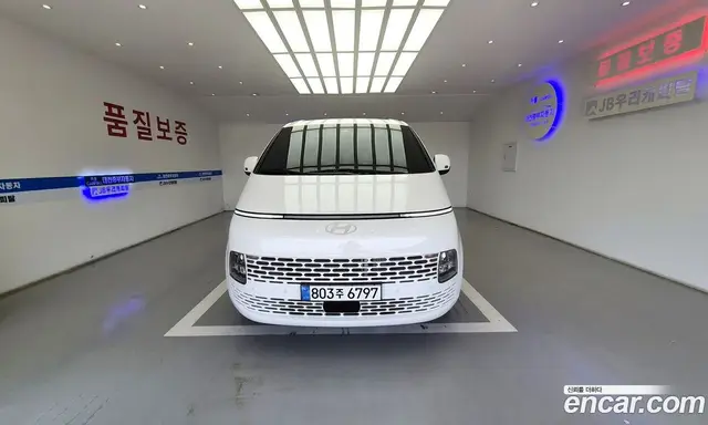Hyundai Staria, 2025, 12 000 км