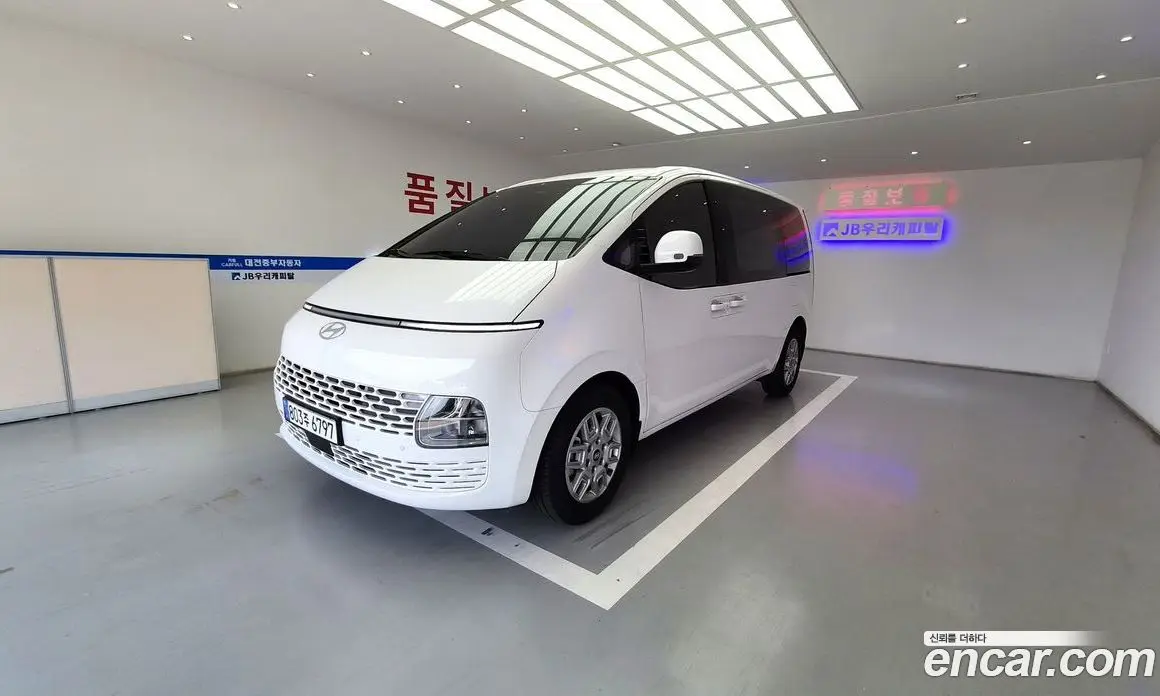 Hyundai Staria 2025 2.2 автомат (гидро), фото 2 Hyundai Staria 2025 2.2 автомат (гидро), фото 2