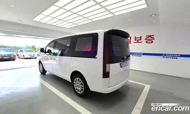 Hyundai Staria 2025 2.2 автомат (гидро), миниатюра 4 Hyundai Staria 2025 2.2 автомат (гидро), миниатюра 4