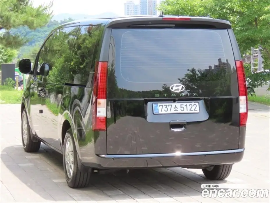 Hyundai Staria 2026 1.6 автомат (гидро), фото 4