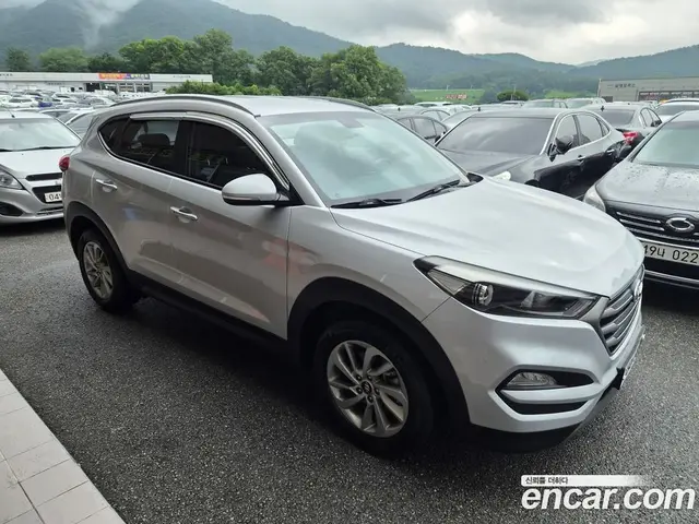 Hyundai Tucson 2015 1.7 автомат (гидро), миниатюра 2