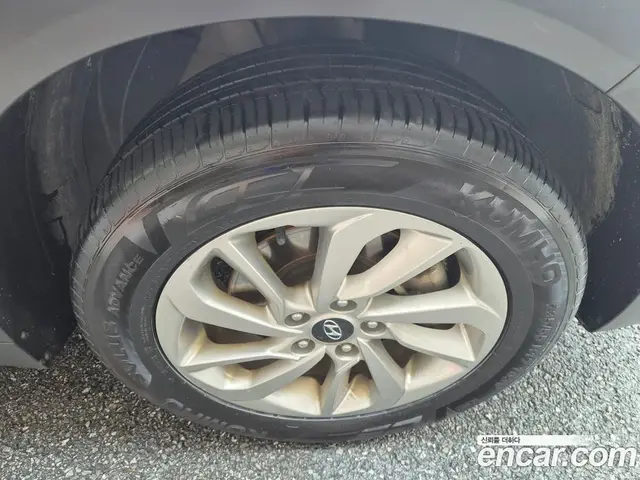 Hyundai Tucson 2015 1.7 автомат (гидро), миниатюра 11