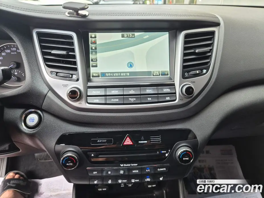 Hyundai Tucson 2015 1.7 автомат (гидро), фото 14