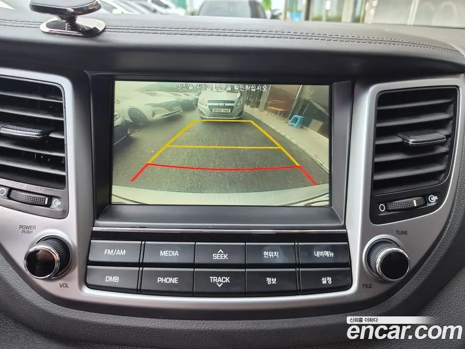 Hyundai Tucson 2015 1.7 автомат (гидро), фото 18