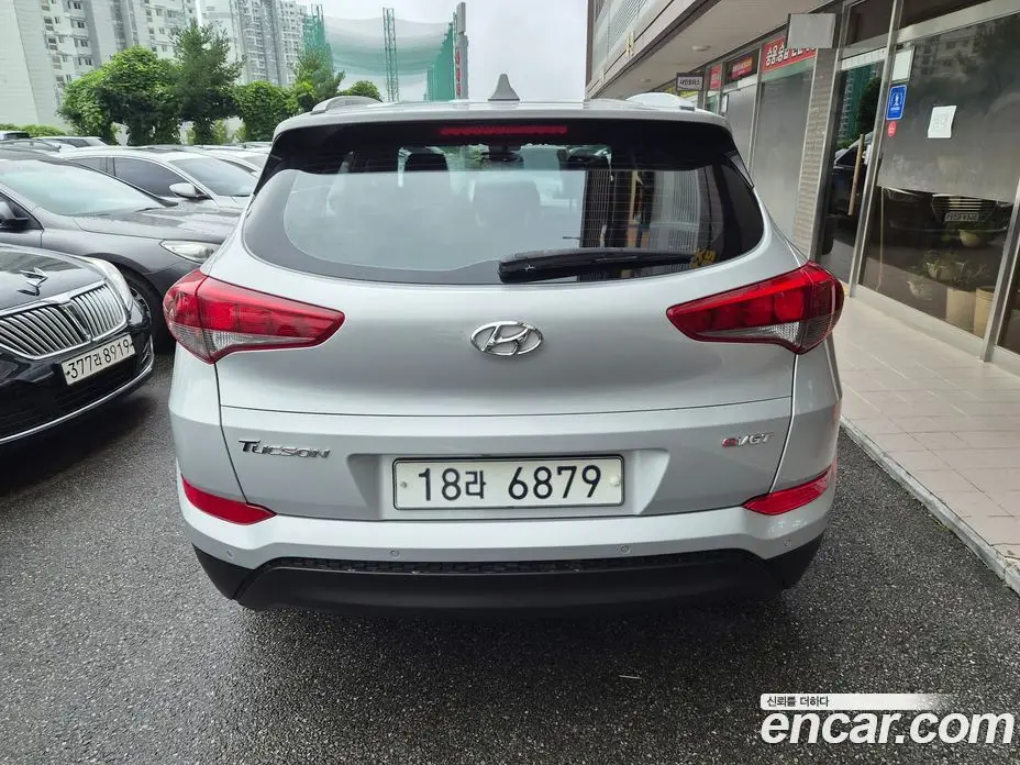 Hyundai Tucson 2015 1.7 автомат (гидро), фото 3