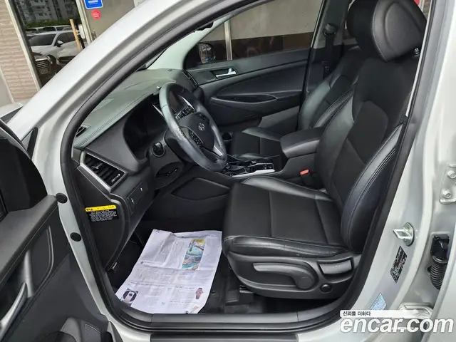 Hyundai Tucson 2015 1.7 автомат (гидро), миниатюра 8