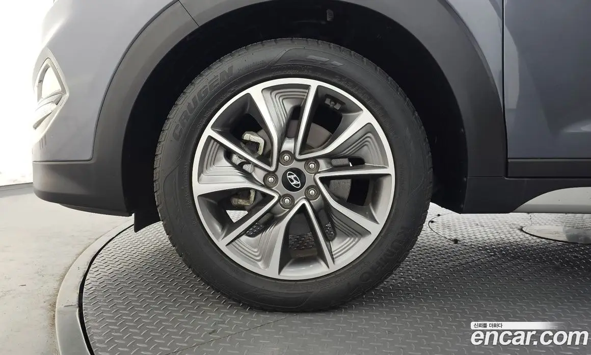 Hyundai Tucson 2018 1.6 автомат (гидро), фото 5