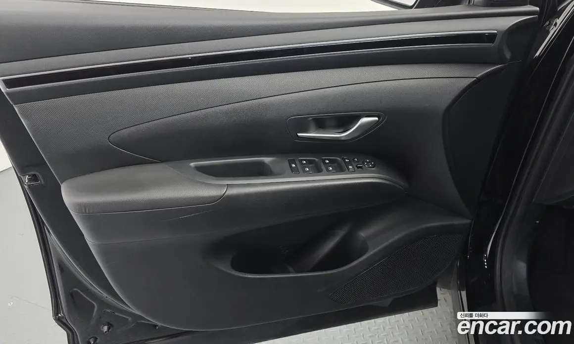 Hyundai Tucson 2023 1.6 автомат (гидро), фото 14