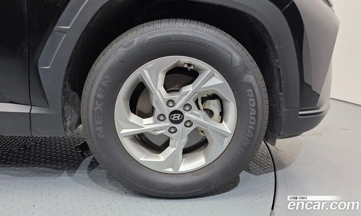 Hyundai Tucson 2023 1.6 автомат (гидро), фото 5