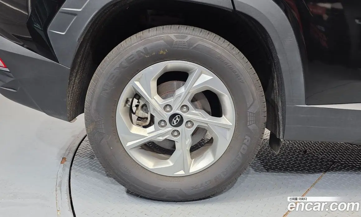 Hyundai Tucson 2023 1.6 автомат (гидро), фото 7